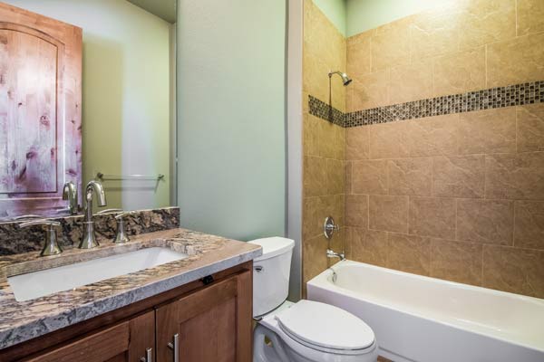 033-Bathroom-1530798-print